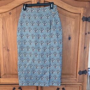 Tory Burch Elegant Sage Green and Blue Flower Patterned Skirt